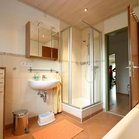 شقة Ferienwohnung Enzinger تآيسيندورف