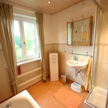 Ferienwohnung Enzinger شقة تآيسيندورف